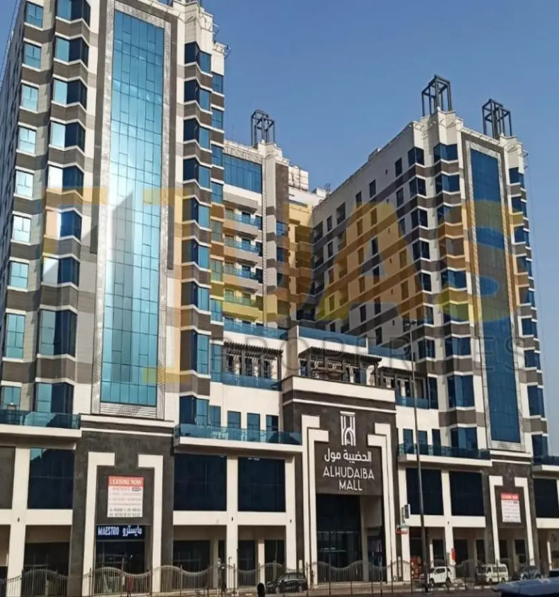 Al Hudaiba Mall, Al Mina Street