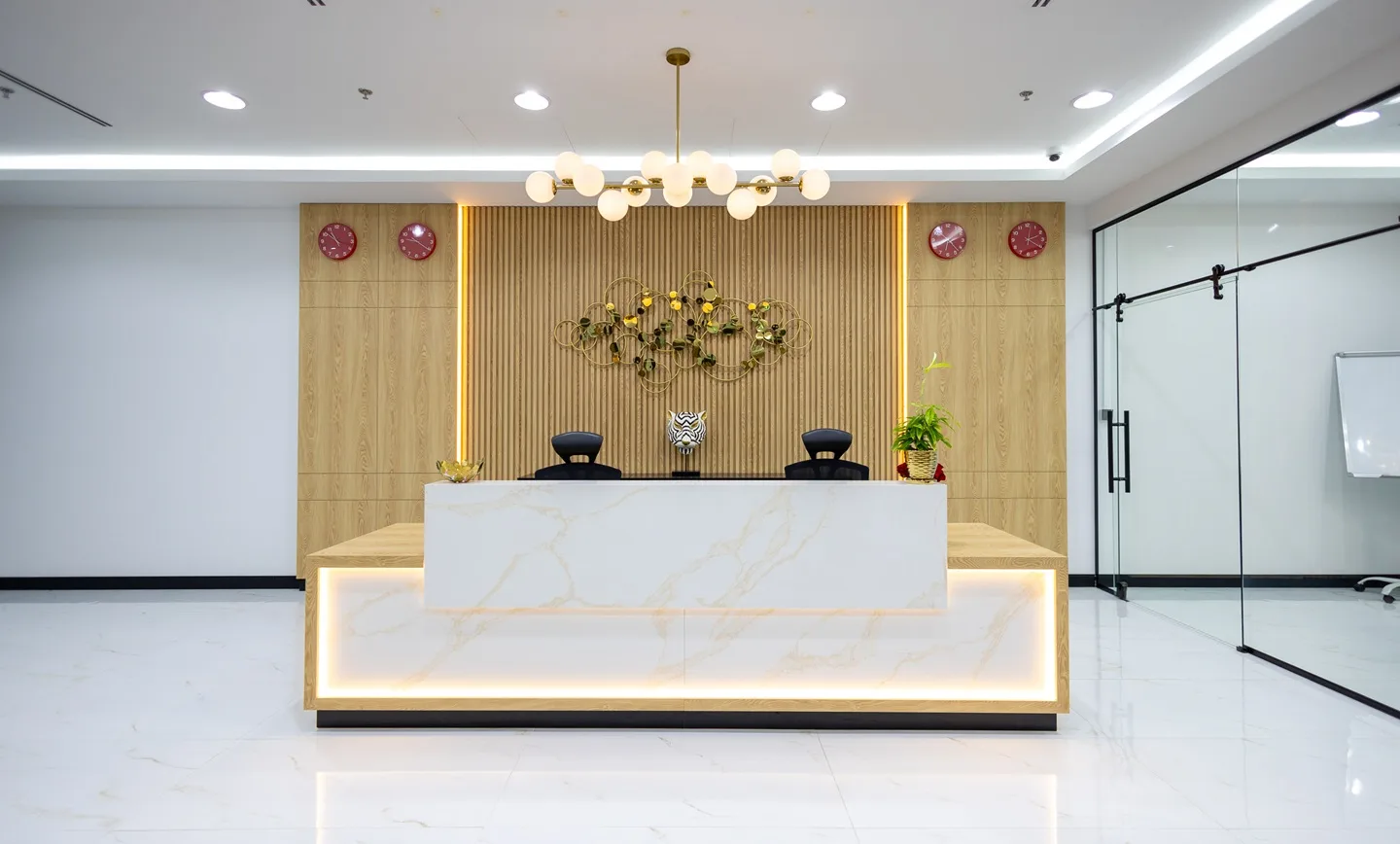 Reception at the Austria Business Center in Dubai, providing flexible workspace solutions for business setup. 
