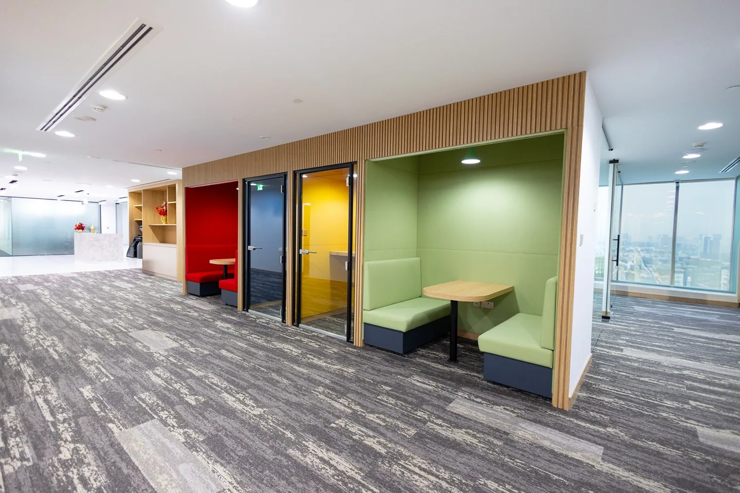 Coworking spade at Austria Business Center in Dubai. 