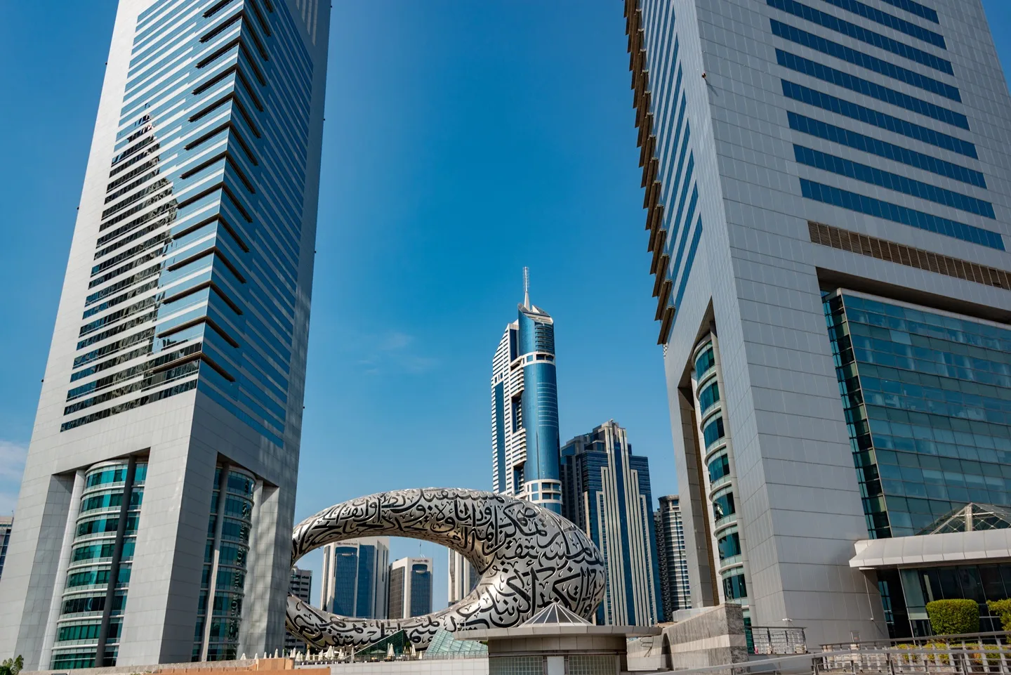 How to open a business bank account in UAE